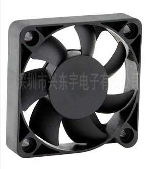 微型風(fēng)機(jī)廠家?guī)窇浤羌?dòng)人心的過(guò)去！