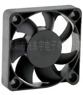 微型風(fēng)機(jī)廠家給您正確選擇